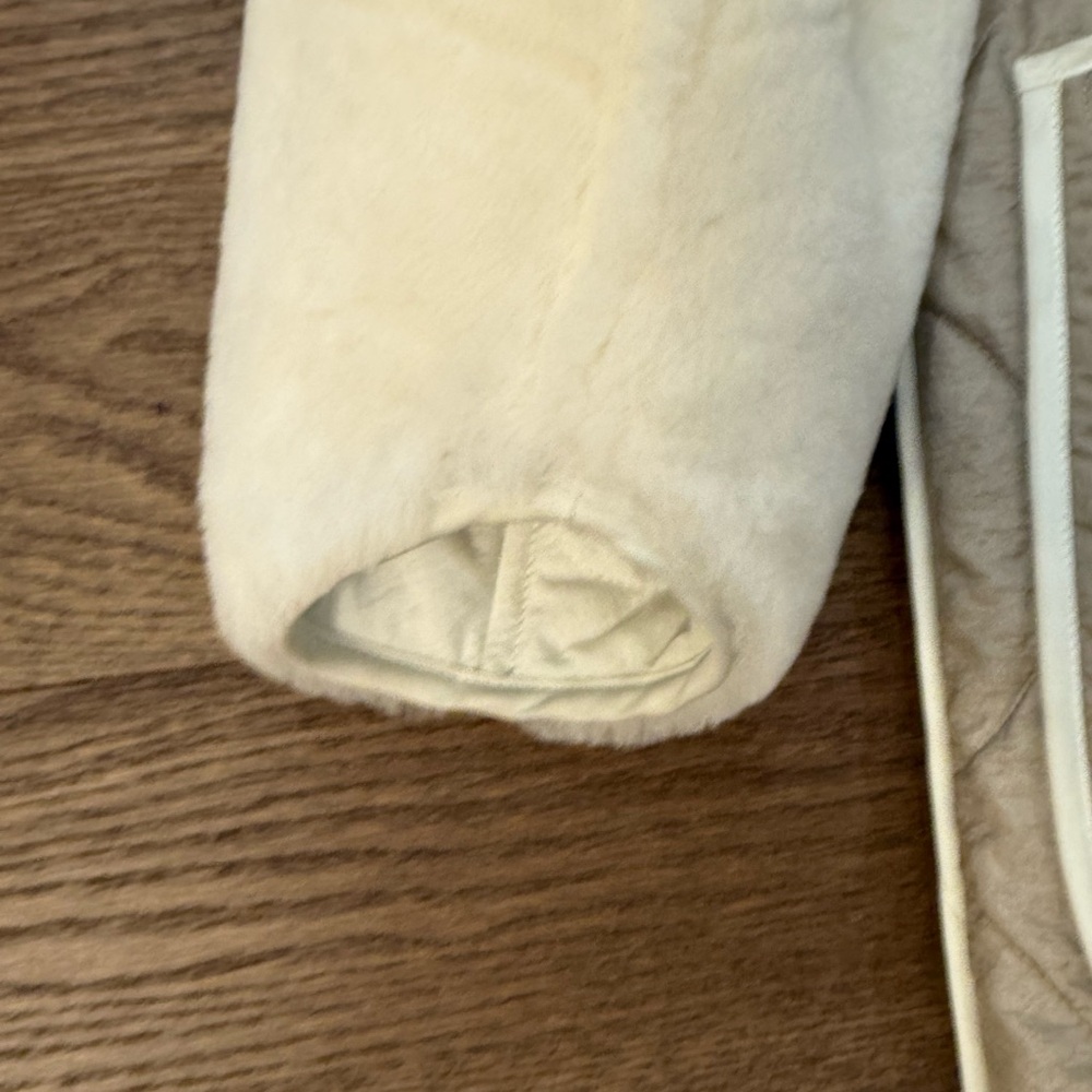 Marfa Stance Signature Shearling Quilt Small - Picture 5 of 16